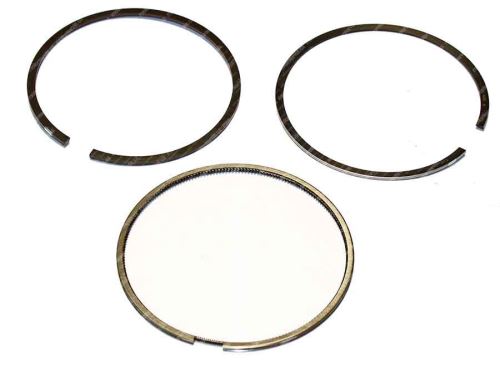 Piston Ring Kit 2991781