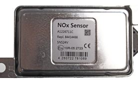 Sensor NOx s kabelem L = 915 mm vozidel New Holland, Case 84414466 (2)