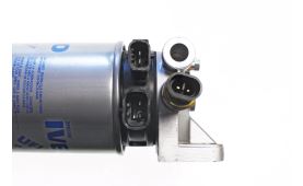 Filtr palivový s držákem 504080664 (3)