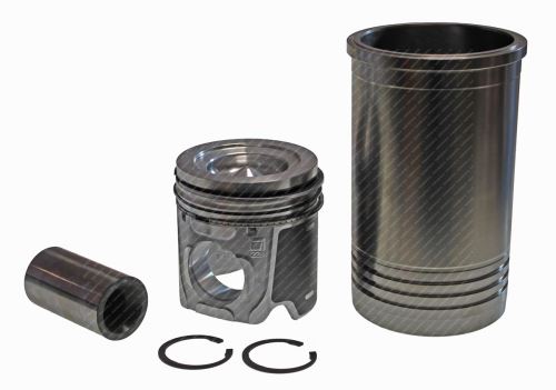 Piston with liner 500055472