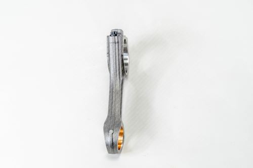 Ojnice LR082540